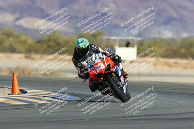 media/Jan-09-2022-SoCal Trackdays (Sun) [[2b1fec8404]]/Turn 14 (10am)/